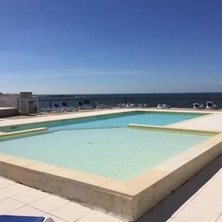 Studio 4 Personnes Face Mer Plage Valentin Batz-sur-Mer